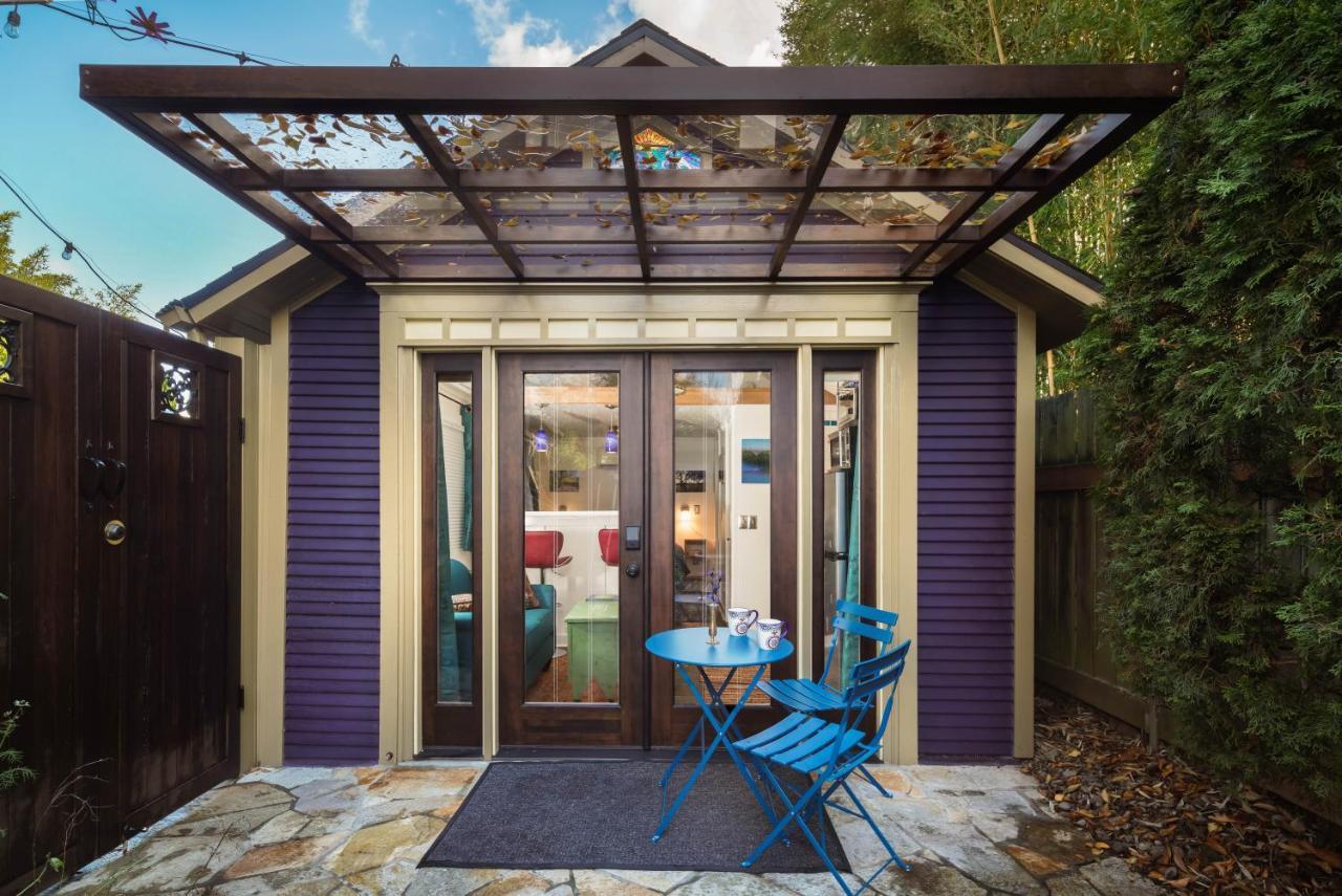 Secluded Patio Cottage Right By All The Action Портланд Екстериор снимка